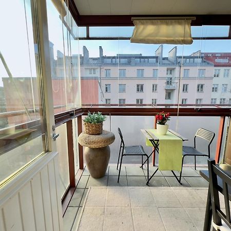 Fabulous Central Apartment Хелзинки Екстериор снимка
